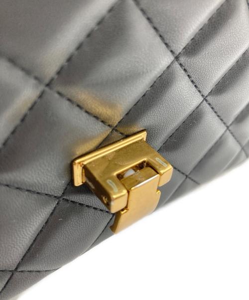 CHARLES & KEITH（チャールズアンドキース）CHARLES & KEITH (チャールズアンドキース) チェーンショルダーバッグ ブラックの古着・服飾アイテム