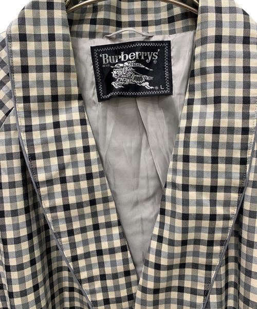 Burberry's（バーバリー）Burberry's (バーバリー) コート ホワイト×ブラック サイズ:Lの古着・服飾アイテム