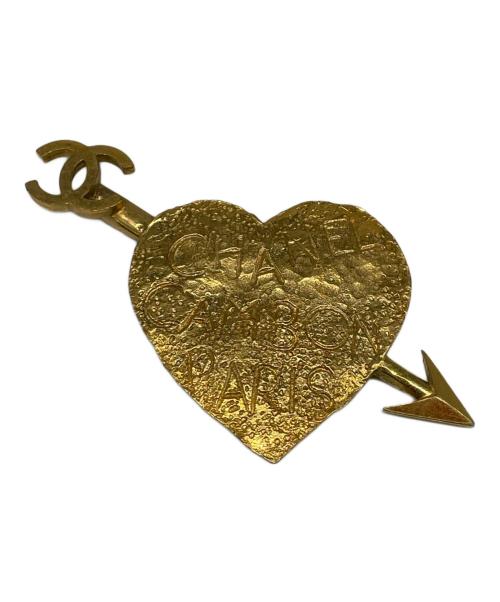CHANEL（シャネル）CHANEL (シャネル) Arrow Heart Pin Brooch アローハートモチーフ ピンブローチ ゴールドの古着・服飾アイテム