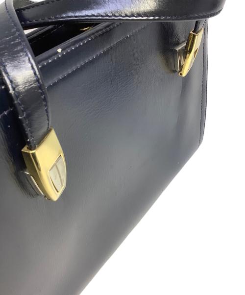 GIVENCHY（ジバンシィ）GIVENCHY (ジバンシィ) ハンドバッグ ネイビーの古着・服飾アイテム
