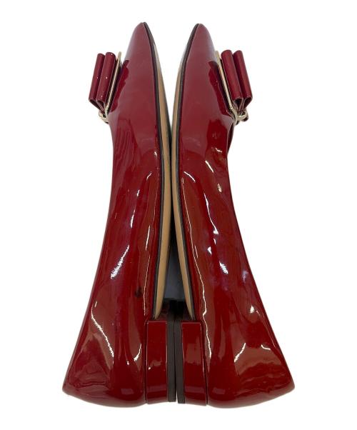 Salvatore Ferragamo（サルヴァトーレ フェラガモ）Salvatore Ferragamo (サルヴァトーレ フェラガモ) ヴァラリボンパンプス レッド サイズ:6の古着・服飾アイテム