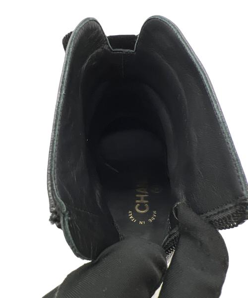CHANEL（シャネル）CHANEL (シャネル) ショートブーツ ブラック サイズ:351/2の古着・服飾アイテム