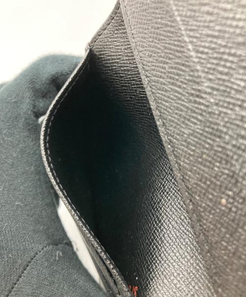 LOUIS VUITTON（ルイ ヴィトン）LOUIS VUITTON (ルイ ヴィトン) 3つ折り財布/エピ・ポルトモネ・ビエ・カルトクレディ ブラックの古着・服飾アイテム