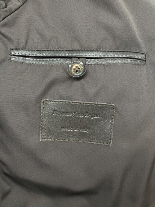 ERMENEGILDO ZEGNA（エルメネジルド・ゼニア）ERMENEGILDO ZEGNA (エルメネジルド・ゼニア) 中綿ジャケット グレー×ブラウン サイズ:44の古着・服飾アイテム