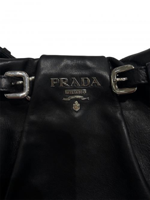 PRADA（プラダ）PRADA (プラダ) レザーハンドバッグ ブラック サイズ:-の古着・服飾アイテム