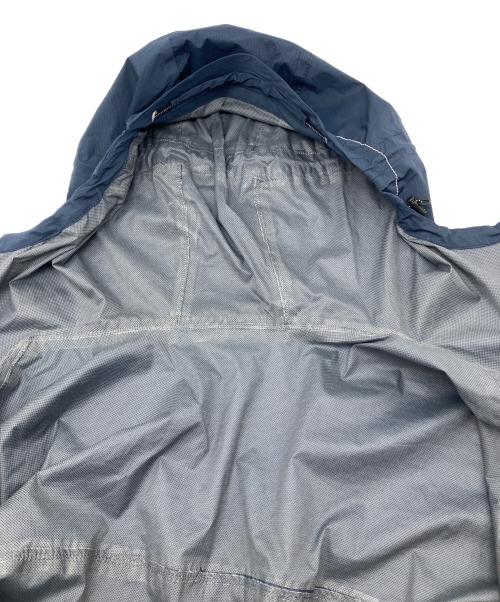 and wander（アンドワンダー）and wander (アンドワンダー) light rain jacket ネイビー サイズ:4の古着・服飾アイテム