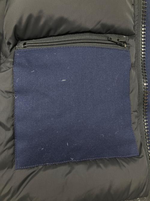 CANADA GOOSE（カナダグース）CANADA GOOSE (カナダグース) ダウンジャケット ネイビー サイズ:Lの古着・服飾アイテム