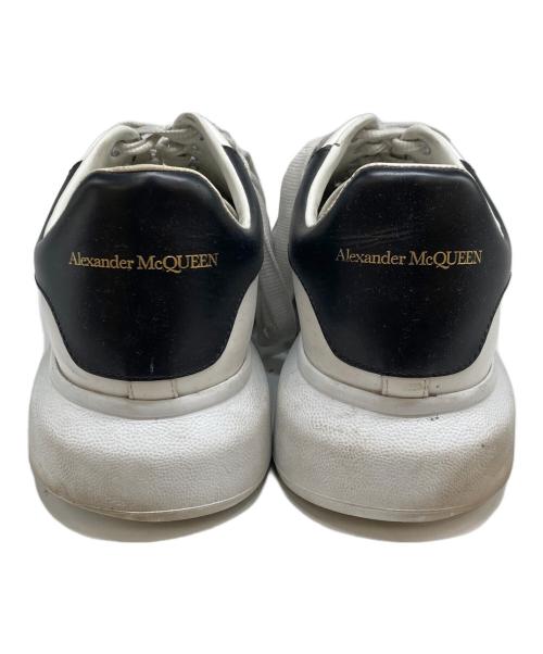 ALEXANDER McQUEEN（アレキサンダーマックイーン）ALEXANDER McQUEEN (アレキサンダーマックイーン) スニーカー ホワイト サイズ:42の古着・服飾アイテム