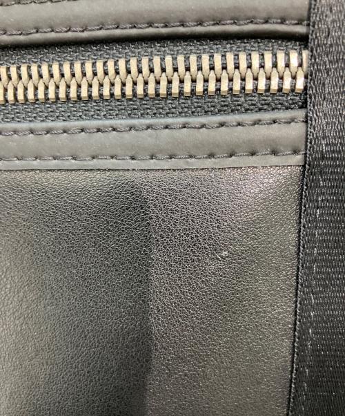 TUMI（トゥミ）TUMI (トゥミ) リュック カーキの古着・服飾アイテム