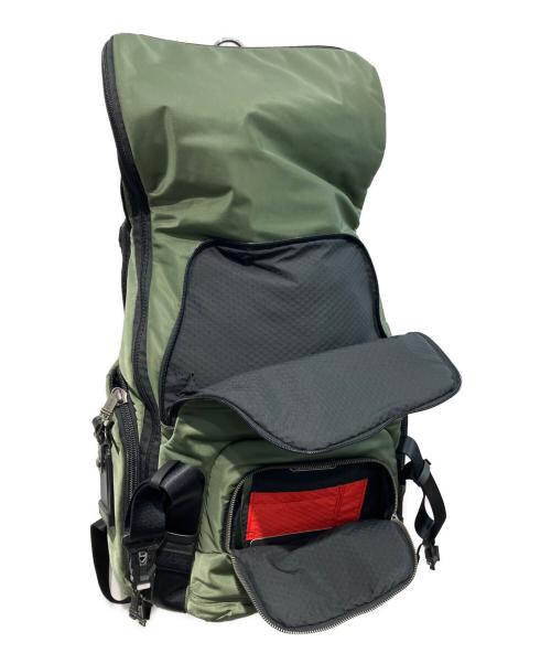 TUMI（トゥミ）TUMI (トゥミ) リュック カーキの古着・服飾アイテム