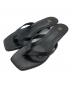 toteme（トーテム）の古着「The Flip Flop Heel サンダル」｜ブラック