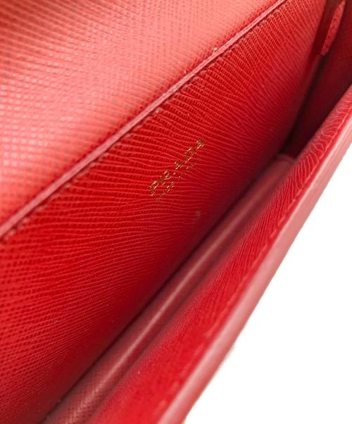 PRADA（プラダ）PRADA (プラダ) サフィアーノ チェーンウォレット レッドの古着・服飾アイテム