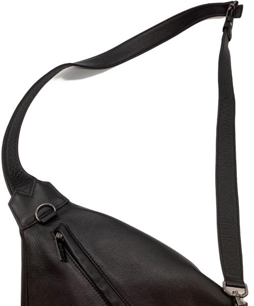 YOHJI YAMAMOTO（ヨウジヤマモト）YOHJI YAMAMOTO (ヨウジヤマモト) ボディーバッグ ブラックの古着・服飾アイテム