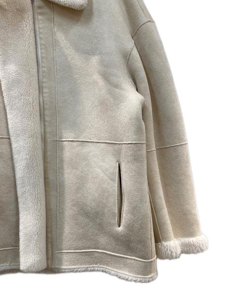 BEAUTY&YOUTH（ビューティーアンドユース）BEAUTY&YOUTH (ビューティーアンドユース) ボア×フェイクムートンリバーシブルブルゾン ベージュ サイズ:Mの古着・服飾アイテム