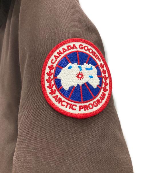 CANADA GOOSE（カナダグース）CANADA GOOSE (カナダグース) ダウンジャケット ブラウン サイズ:XSの古着・服飾アイテム