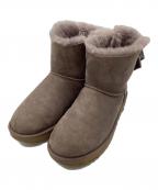 UGGアグ）の古着「ミニベイリーボウIIムートンブーツ」｜パープル