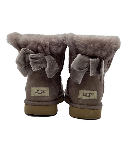 UGG（アグ）UGG (アグ) ミニベイリーボウIIムートンブーツ パープル サイズ:25cmの古着・服飾アイテム