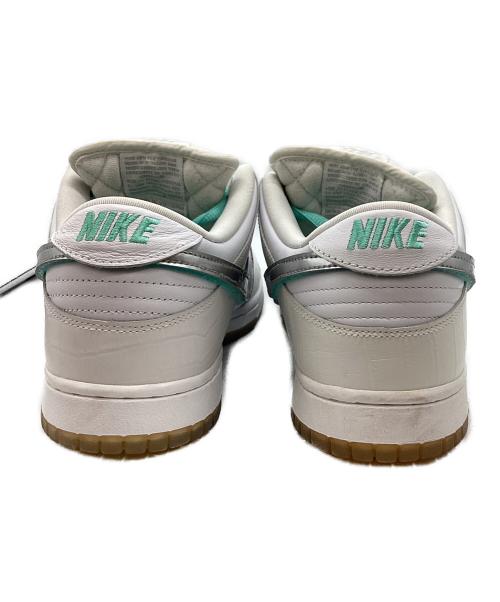 NIKE（ナイキ）NIKE (ナイキ) Diamond SUPPLY CO. (ダイヤモンドサプライ) SB ダンク ロー プロ ホワイト サイズ:28.5の古着・服飾アイテム