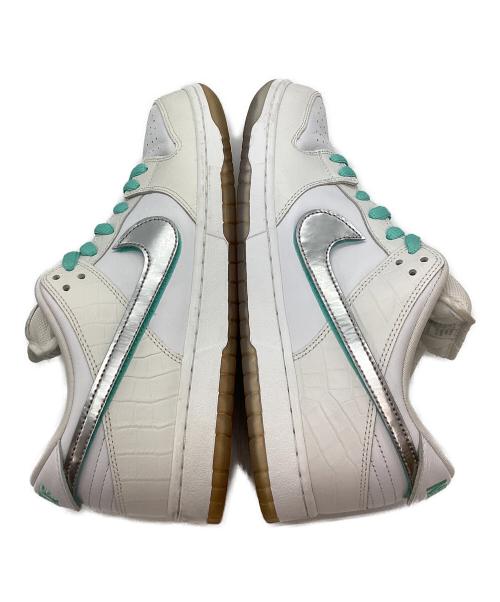 NIKE（ナイキ）NIKE (ナイキ) Diamond SUPPLY CO. (ダイヤモンドサプライ) SB ダンク ロー プロ ホワイト サイズ:28.5の古着・服飾アイテム