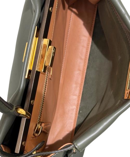 FENDI（フェンディ）FENDI (フェンディ) ピーカブー ミディアム グリーン サイズ:ミディアムの古着・服飾アイテム