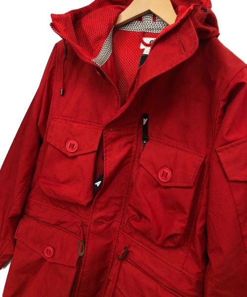 eYe COMME des GARCONS JUNYAWAT（コム デ ギャルソン ジュンヤ ワタナベ マン）eYe COMME des GARCONS JUNYAWAT (コム デ ギャルソン ジュンヤ ワタナベ マン) マウンテンパーカー レッド サイズ:Sの古着・服飾アイテム