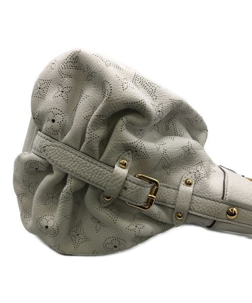 LOUIS VUITTON（ルイ ヴィトン）LOUIS VUITTON (ルイ ヴィトン) ショルダーバッグ ホワイトの古着・服飾アイテム