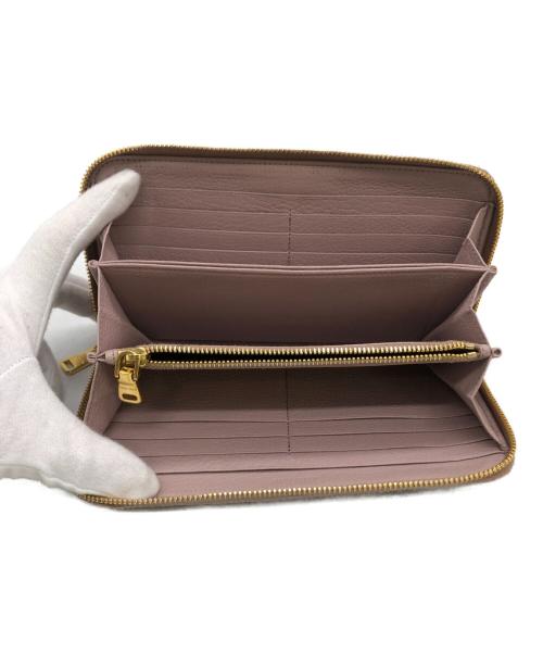 MIU MIU（ミュウミュウ）MIU MIU (ミュウミュウ) 2つ折り財布 MADRASの古着・服飾アイテム