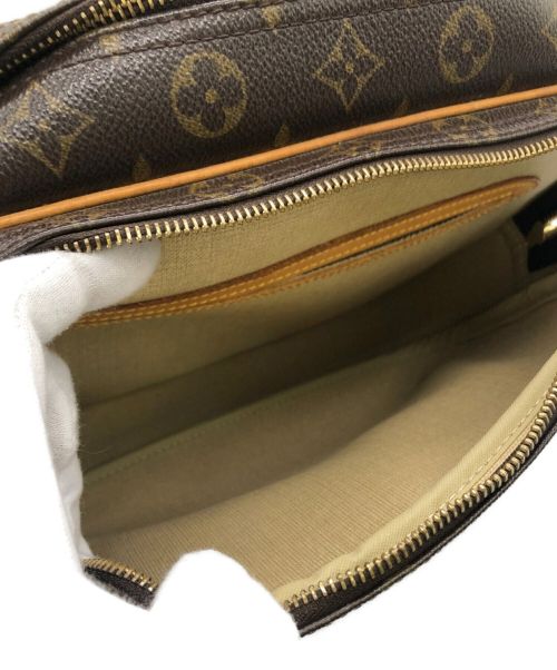 LOUIS VUITTON（ルイ ヴィトン）LOUIS VUITTON (ルイ ヴィトン) ショルダーバッグの古着・服飾アイテム