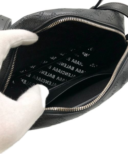BALENCIAGA（バレンシアガ）BALENCIAGA (バレンシアガ) ショルダーバッグ ブラックの古着・服飾アイテム