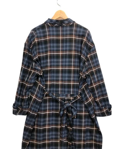 universal tissu（ユニバーサルティシュ）universal tissu (ユニバーサルティシュ) シャツワンピース レッド サイズ:不明の古着・服飾アイテム