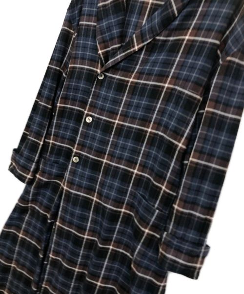 universal tissu（ユニバーサルティシュ）universal tissu (ユニバーサルティシュ) シャツワンピース レッド サイズ:不明の古着・服飾アイテム