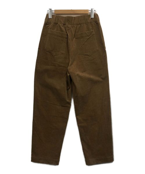 universal tissu（ユニバーサルティシュ）universal tissu (ユニバーサルティシュ) タックパンツ ライトブラウン サイズ:不明の古着・服飾アイテム