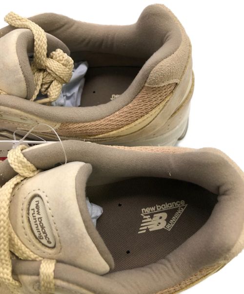NEW BALANCE（ニューバランス）NEW BALANCE (ニューバランス) スニーカー ベージュ サイズ:27.5 未使用品の古着・服飾アイテム