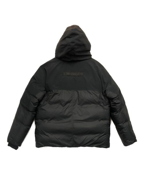 UNDER ARMOUR（アンダーアーマー）UNDER ARMOUR (アンダー アーマー) ダウンジャケット ブラック サイズ:LGの古着・服飾アイテム