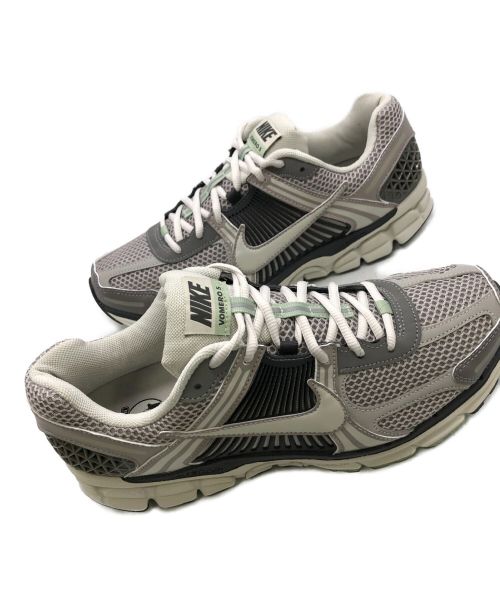 NIKE（ナイキ）NIKE (ナイキ) ズームボメロ5 サイズ:WMNS 11の古着・服飾アイテム