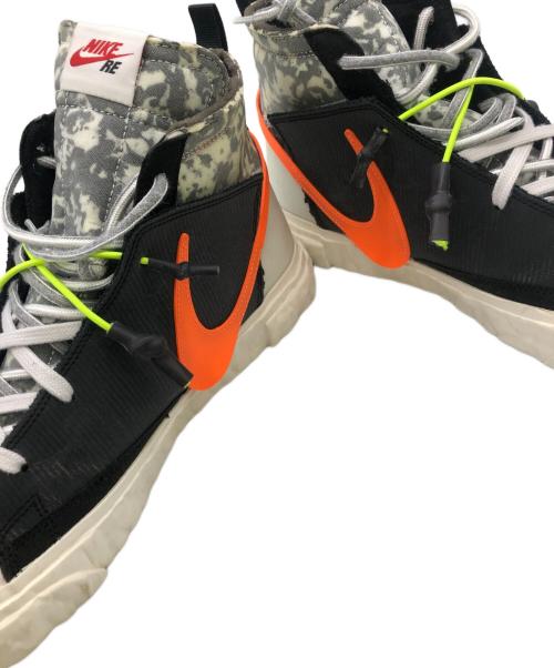 NIKE（ナイキ）NIKE (ナイキ) スニーカー ブラック×グレー×オレンジ サイズ:28の古着・服飾アイテム