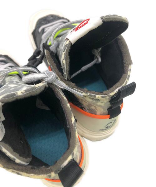 NIKE（ナイキ）NIKE (ナイキ) スニーカー ブラック×グレー×オレンジ サイズ:28の古着・服飾アイテム