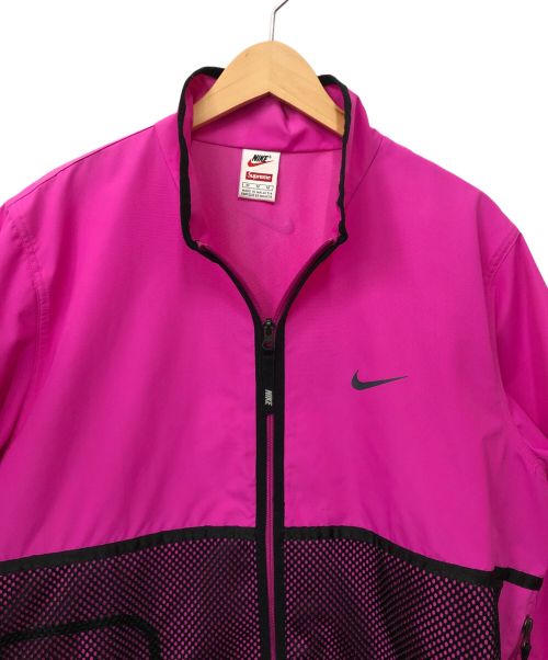 SUPREME × NIKE（シュプリーム × ナイキ）SUPREME × NIKE (シュプリーム × ナイキ) ナイロンジャケット ピンク×ブラック サイズ:Mの古着・服飾アイテム