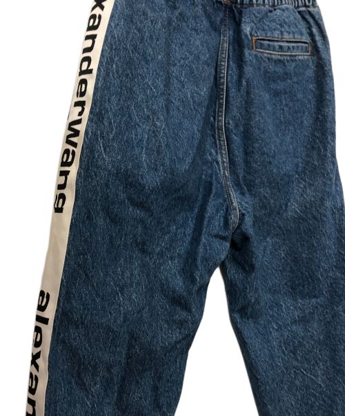 ALEXANDER WANG（アレキサンダー・ワン）ALEXANDER WANG (アレキサンダーワン) サイドラインデニムパンツ ブルー サイズ:XSの古着・服飾アイテム