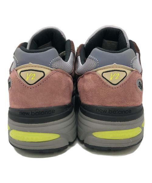 NEW BALANCE（ニューバランス）NEW BALANCE (ニューバランス) U991MG2 ピンク×グレー サイズ:９1/2 未使用品の古着・服飾アイテム