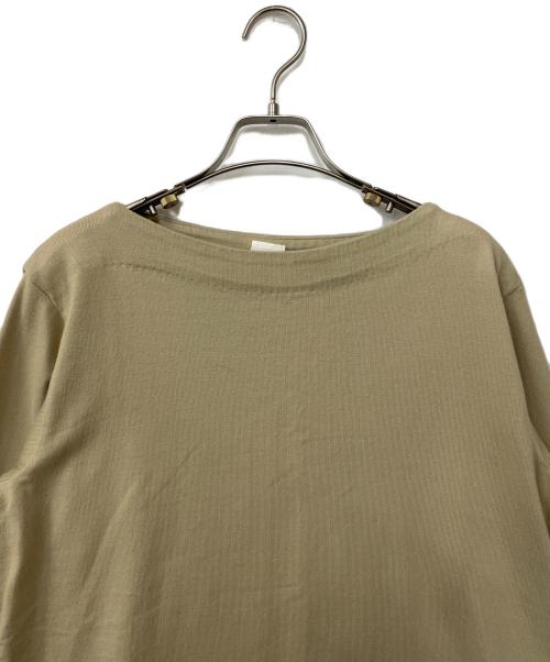 YAECA（ヤエカ）YAECA (ヤエカ) カットソー カーキ サイズ:Mの古着・服飾アイテム