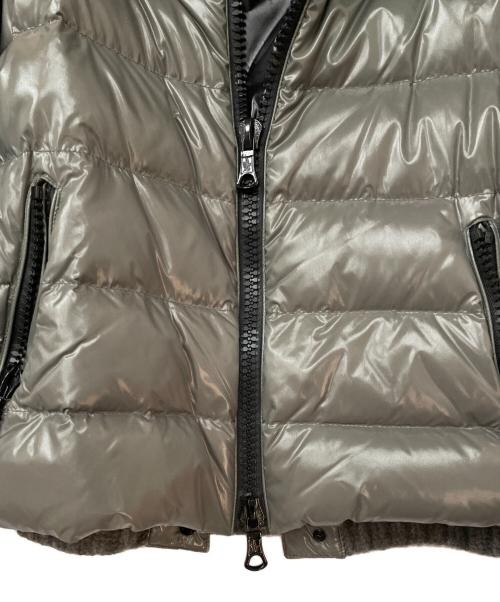 MONCLER（モンクレール）MONCLER (モンクレール) ダウンジャケット グレー サイズ:2の古着・服飾アイテム