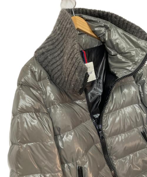MONCLER（モンクレール）MONCLER (モンクレール) ダウンジャケット グレー サイズ:2の古着・服飾アイテム