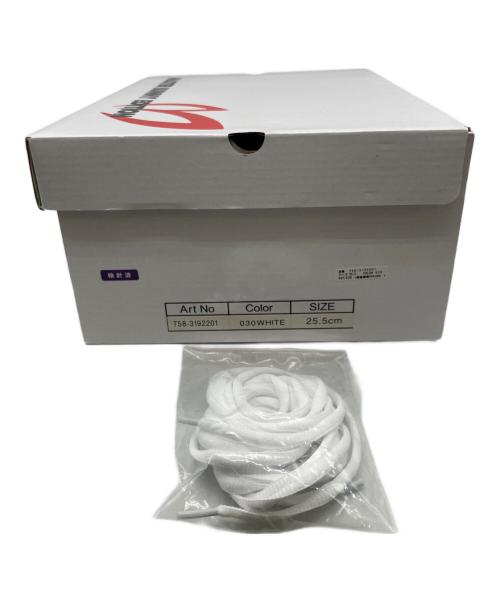 MASTER BUNNY EDITION（マスターバニーエディション）MASTER BUNNY EDITION (マスターバニーエディション) ゴルフシューズ ホワイト×ライトグレー サイズ:23.5の古着・服飾アイテム