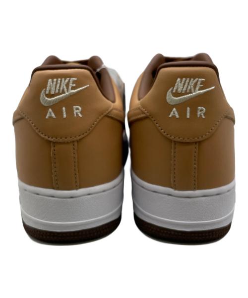 NIKE（ナイキ）NIKE (ナイキ) スニーカー ベージュ サイズ:29の古着・服飾アイテム