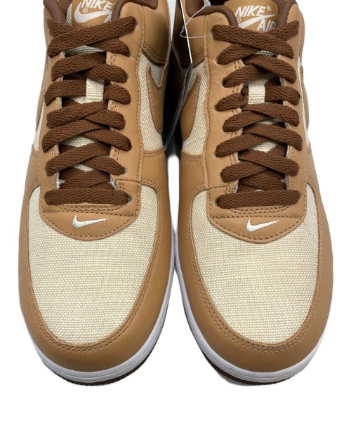 NIKE（ナイキ）NIKE (ナイキ) スニーカー ベージュ サイズ:29の古着・服飾アイテム