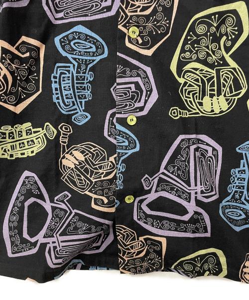 Star OF HOLLYWOOD（スターオブハリウッド）Star OF HOLLYWOOD (スターオブハリウッド) オープンカラーシャツ ブラック サイズ:Sの古着・服飾アイテム