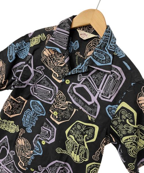 Star OF HOLLYWOOD（スターオブハリウッド）Star OF HOLLYWOOD (スターオブハリウッド) オープンカラーシャツ ブラック サイズ:Sの古着・服飾アイテム