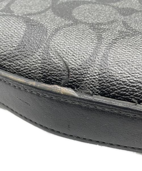 COACH（コーチ）COACH (コーチ) セカンドバッグ ブラックの古着・服飾アイテム