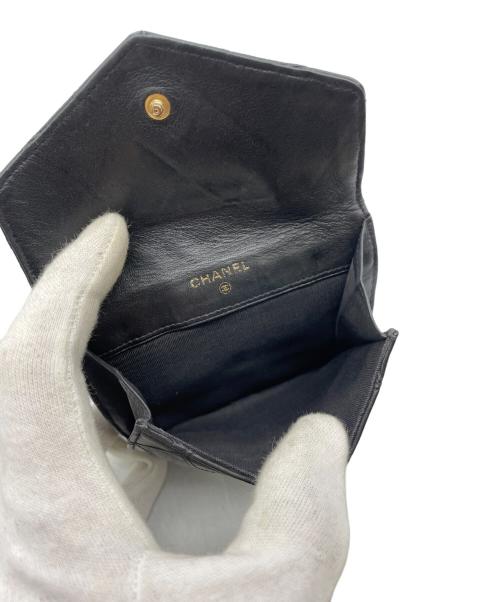 CHANEL（シャネル）CHANEL (シャネル) 2つ折り財布 ブラックの古着・服飾アイテム